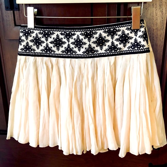 Free People Dresses & Skirts - 🔥Free People super flowy skirt.